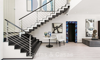 Laatste villa! Exclusieve, architecturale luxevilla te koop, met zeezicht, in Sierra Blanca, Golden Mile, Marbella. Luxueus gemeubileerd. 43610 