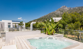 Laatste villa! Exclusieve, architecturale luxevilla te koop, met zeezicht, in Sierra Blanca, Golden Mile, Marbella. Luxueus gemeubileerd. 43632 
