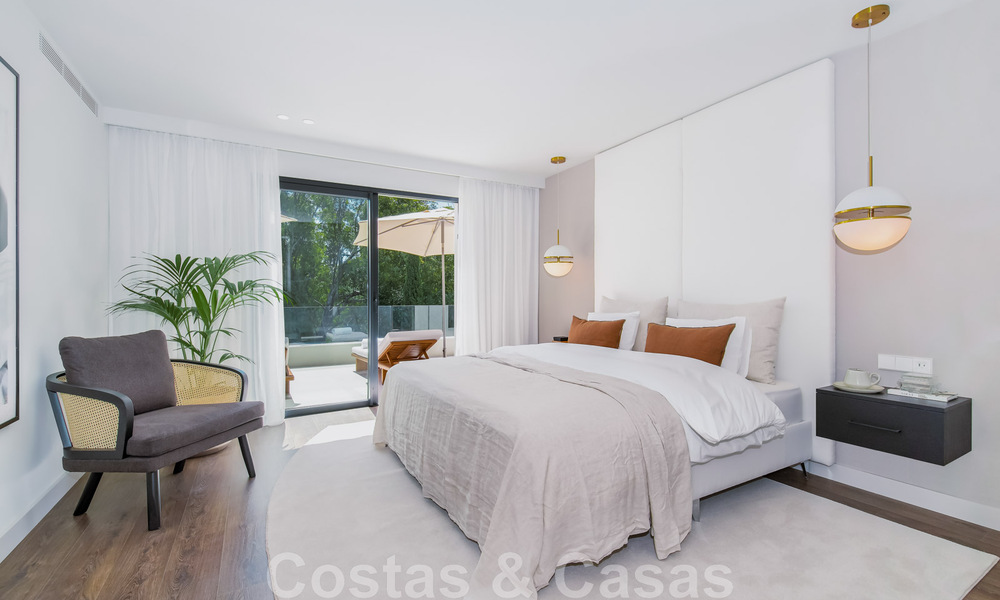 Nieuwe, instapklare luxevilla in moderne stijl op wandelafstand van het strand in een geprefereerde buurt van Guadalmina Baja in Marbella 43799