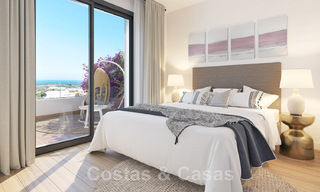 Luxueuze nieuwbouwappartementen in eigentijdse stijl te koop met een ruim terras en panoramisch zeezicht in Estepona stad 44293 