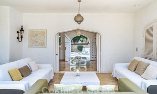 Unieke, Andalusische luxevilla te koop op een zeer gewilde locatie in Nueva Andalucia te Marbella 44487 