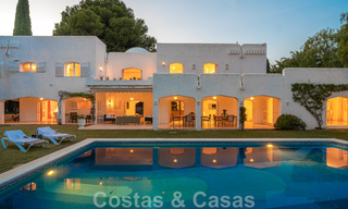 Unieke, Andalusische luxevilla te koop op een zeer gewilde locatie in Nueva Andalucia te Marbella 44492 