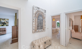 Unieke, Andalusische luxevilla te koop op een zeer gewilde locatie in Nueva Andalucia te Marbella 44502 
