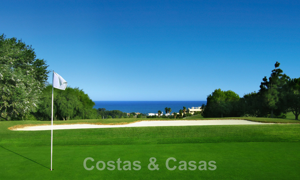 Nieuwe, eigentijdse, luxe appartementen te koop met zeezicht op loopafstand van het strand in Casares, Costa del Sol 44504