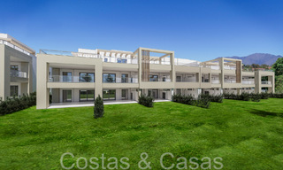 Nieuwe, eigentijdse, luxe appartementen te koop met zeezicht op loopafstand van het strand in Casares, Costa del Sol 66738 