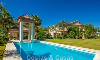 Majestueuze, hoogstaande luxevilla te koop met panoramisch zeezicht in een gated community op de Golden Mile van Marbella 44764 
