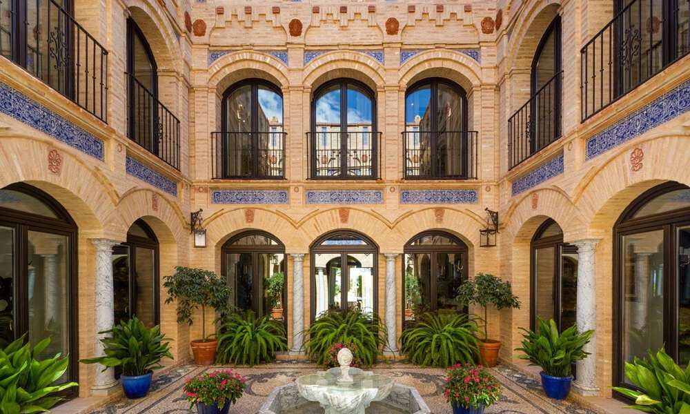 Majestueuze, hoogstaande luxevilla te koop met panoramisch zeezicht in een gated community op de Golden Mile van Marbella 44774