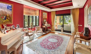 Majestueuze, hoogstaande luxevilla te koop met panoramisch zeezicht in een gated community op de Golden Mile van Marbella 44783 