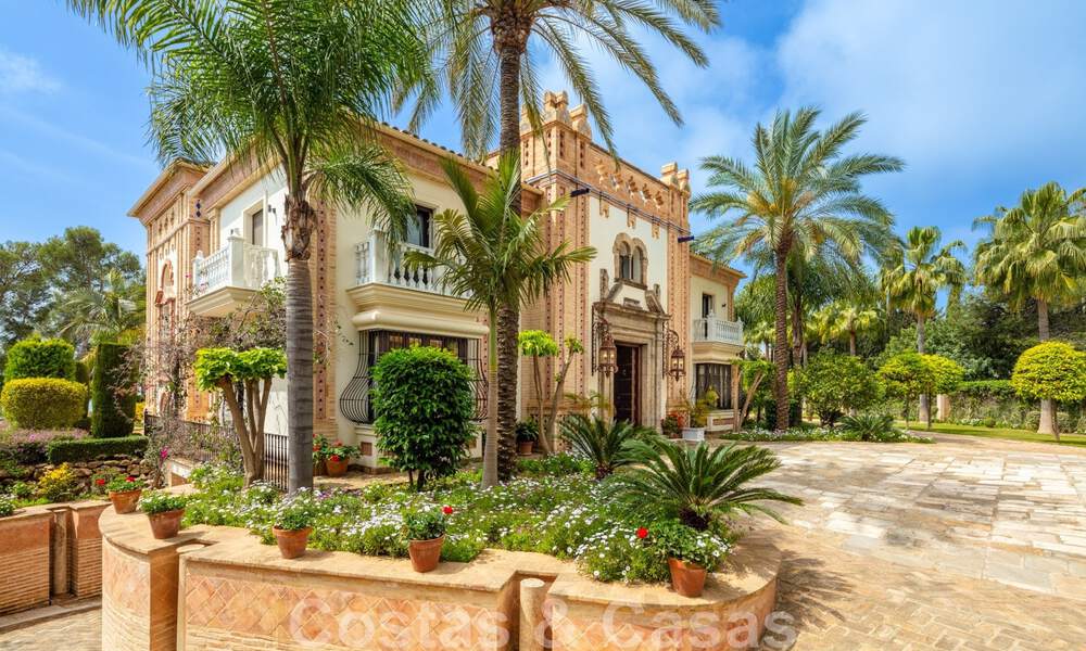 Majestueuze, hoogstaande luxevilla te koop met panoramisch zeezicht in een gated community op de Golden Mile van Marbella 44784