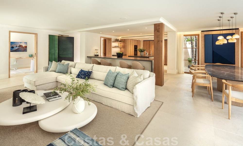 Andalusische, modernistische villa te koop met panoramisch uitzicht, beachside, op de Golden Mile van Marbella 44920