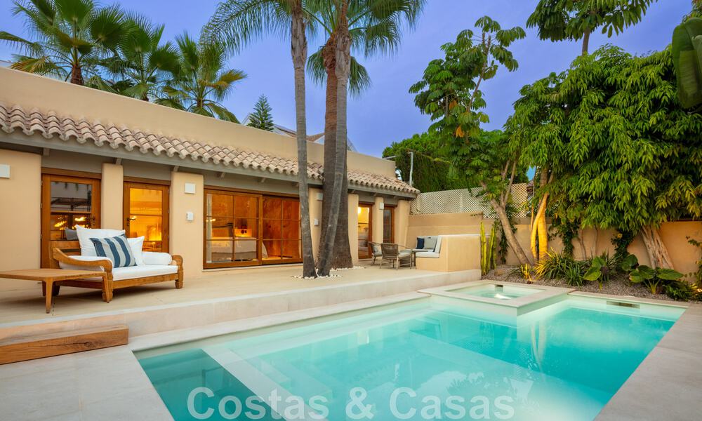 Andalusische, modernistische villa te koop met panoramisch uitzicht, beachside, op de Golden Mile van Marbella 44927