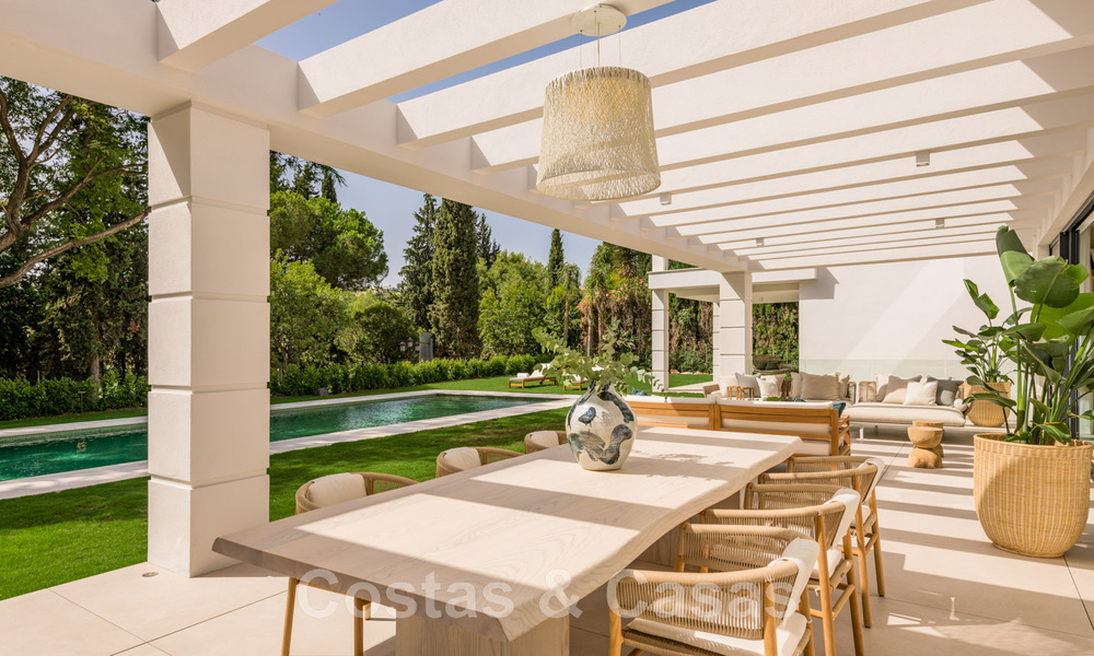 Spaanse designervilla te koop, op een steenworp van de golfbaan in Marbella - Benahavis 45467