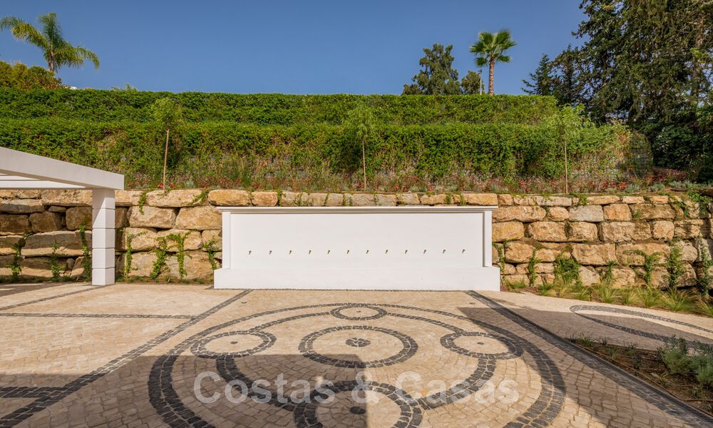 Spaanse designervilla te koop, op een steenworp van de golfbaan in Marbella - Benahavis 45496