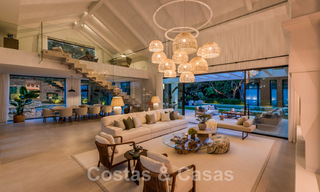 Spaanse designervilla te koop, op een steenworp van de golfbaan in Marbella - Benahavis 45502 