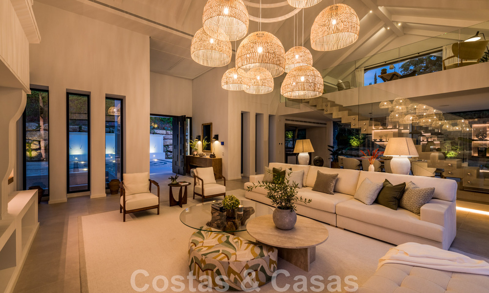 Spaanse designervilla te koop, op een steenworp van de golfbaan in Marbella - Benahavis 45505
