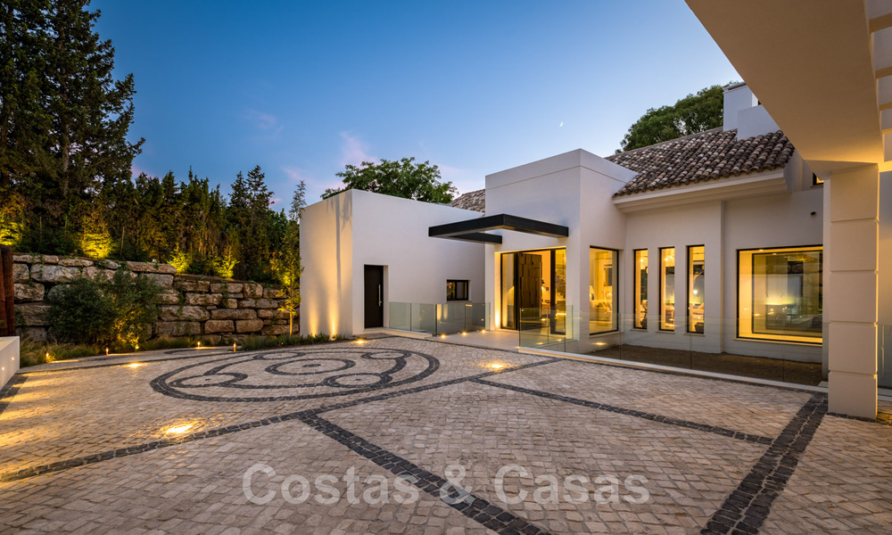Spaanse designervilla te koop, op een steenworp van de golfbaan in Marbella - Benahavis 45507