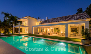 Spaanse designervilla te koop, op een steenworp van de golfbaan in Marbella - Benahavis 45515 