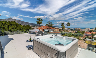 Unieke luxevilla te koop in een moderne, Andalusische bouwstijl, met zeezicht, op loopafstand van Puerto Banus, Marbella 45901 