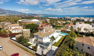 Unieke luxevilla te koop in een moderne, Andalusische bouwstijl, met zeezicht, op loopafstand van Puerto Banus, Marbella 45923 