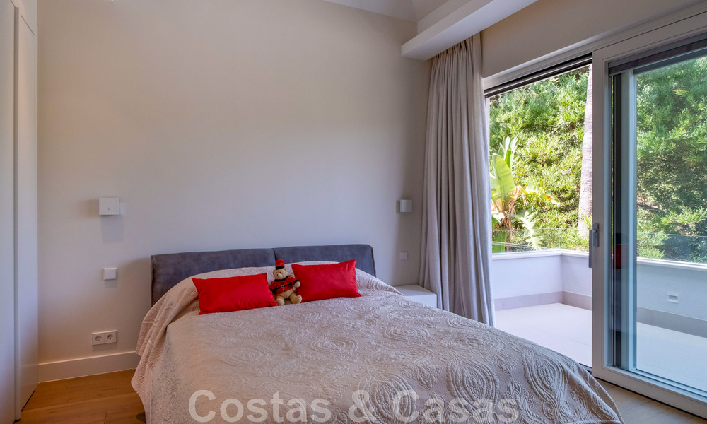 Hedendaagse, luxueuze villa te koop met zicht op zee in het meest exclusieve La Zagaleta resort in Benahavis - Marbella 45175