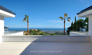 Hedendaagse, luxueuze villa te koop met zicht op zee in het meest exclusieve La Zagaleta resort in Benahavis - Marbella 45238 