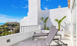 Ruim, volledig gerenoveerd luxepenthouse te koop met zeezicht in Benahavis - Marbella 45278 