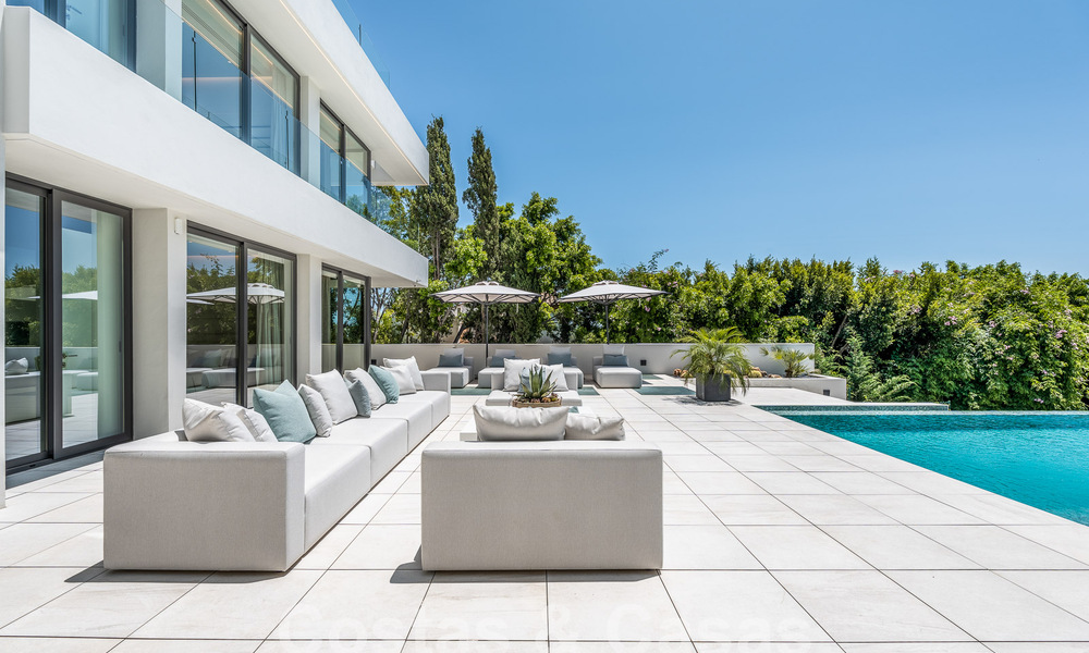 Nieuwe, modernistische designervilla te koop met panoramisch uitzicht, op de New Golden Mile in Marbella - Benahavis 53667