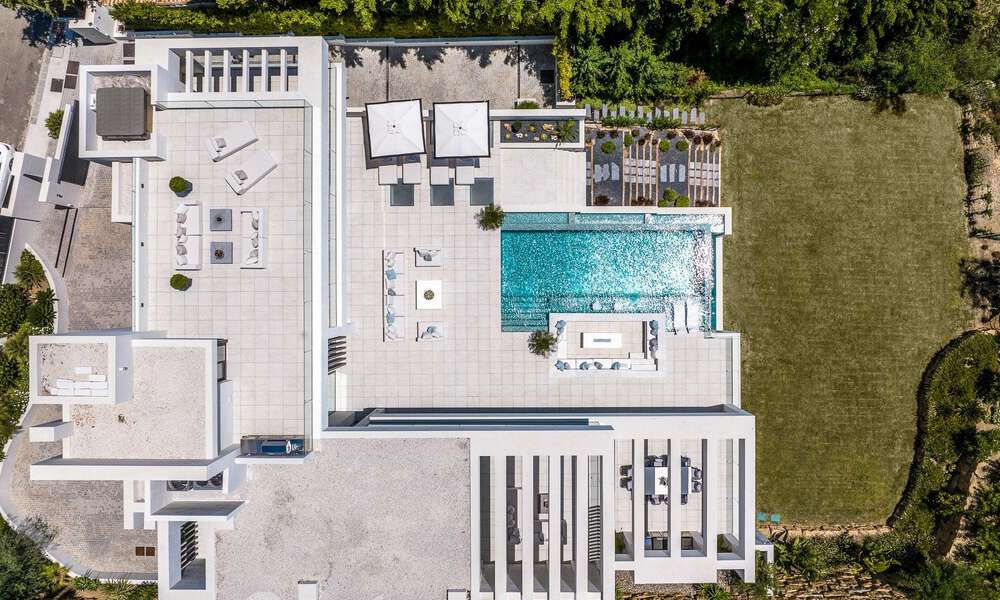Nieuwe, modernistische designervilla te koop met panoramisch uitzicht, op de New Golden Mile in Marbella - Benahavis 53675