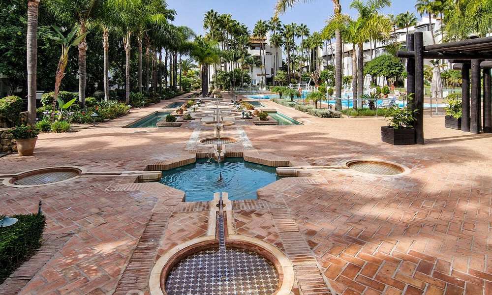 Eerstelijns strand appartementen te koop in Puente Romano, met zeezicht, aan de Golden Mile in Marbella 45694