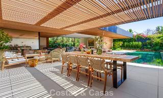 Avant-garde designervilla te koop met talrijke luxevoorzieningen in Nueva Andalucia, Marbella 786090 