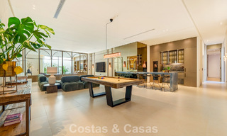 Avant-garde designervilla te koop met talrijke luxevoorzieningen in Nueva Andalucia, Marbella 786100 