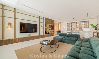 Avant-garde designervilla te koop met talrijke luxevoorzieningen in Nueva Andalucia, Marbella 786102 