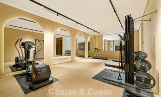 Avant-garde designervilla te koop met talrijke luxevoorzieningen in Nueva Andalucia, Marbella 786108 