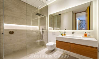 Avant-garde designervilla te koop met talrijke luxevoorzieningen in Nueva Andalucia, Marbella 786114 