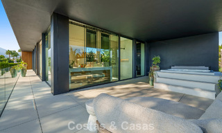 Avant-garde designervilla te koop met talrijke luxevoorzieningen in Nueva Andalucia, Marbella 786127 