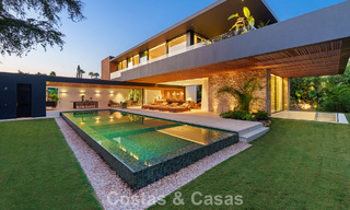 Avant-garde designervilla te koop met talrijke luxevoorzieningen in Nueva Andalucia, Marbella 786130 
