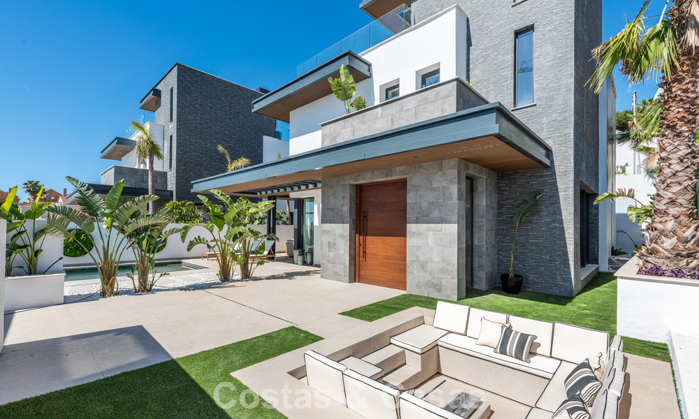 Elegante, moderne, nieuwbouwvilla´s te koop met panoramisch uitzicht vlak bij de golfbaan in Mijas’ golfvallei aan de Costa del Sol 797836
