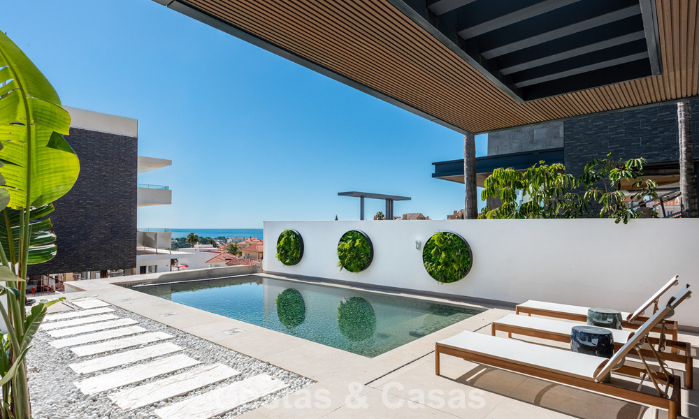 Elegante, moderne, nieuwbouwvilla´s te koop met panoramisch uitzicht vlak bij de golfbaan in Mijas’ golfvallei aan de Costa del Sol 797837