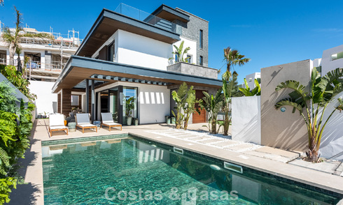 Elegante, moderne, nieuwbouwvilla´s te koop met panoramisch uitzicht vlak bij de golfbaan in Mijas’ golfvallei aan de Costa del Sol 797838