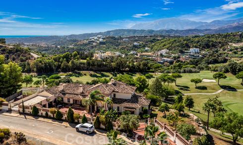 Formidabele, Mediterrane familievilla te koop met panoramisch uitzicht in een hoogstaand golfresort in Benahavis - Marbella 45803