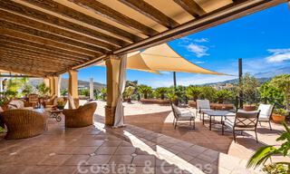 Formidabele, Mediterrane familievilla te koop met panoramisch uitzicht in een hoogstaand golfresort in Benahavis - Marbella 45806 