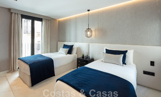 Modern gerenoveerd luxe appartement te koop, eerstelijns in de jachthaven van Puerto Banus, Marbella 46273 
