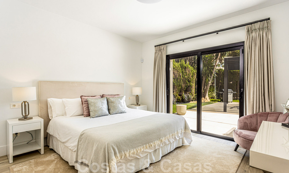 Instapklare eigentijdse luxevilla te koop, op loopafstand van Puerto Banus en het strand van San Pedro, Marbella 46219