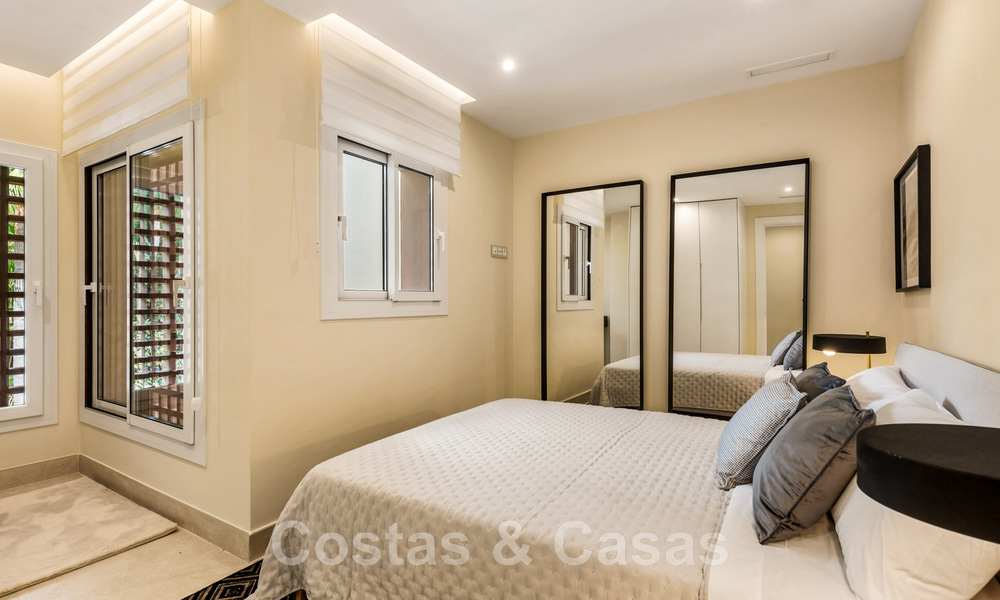 Instapklaar, recent gerenoveerd appartement te koop, in een strandcomplex, met zeezicht op de New Golden Mile, Estepona 46718