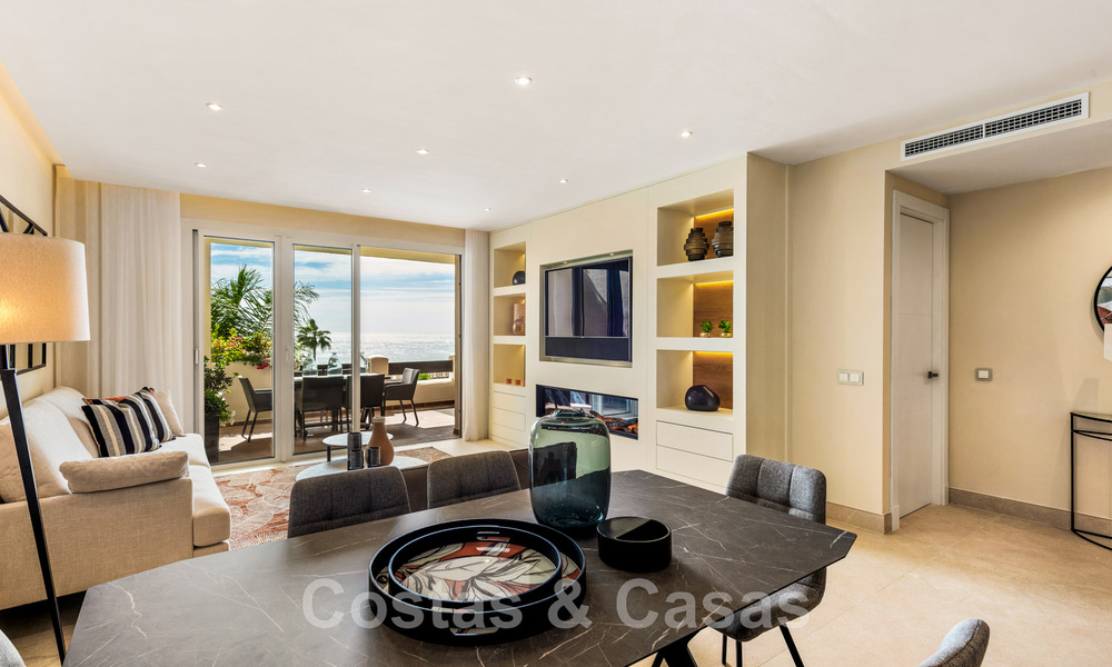 Instapklaar, recent gerenoveerd appartement te koop, in een strandcomplex, met zeezicht op de New Golden Mile, Estepona 46730