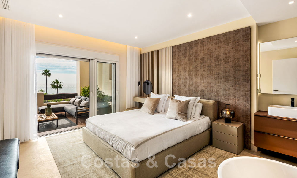 Instapklaar, recent gerenoveerd appartement te koop, in een strandcomplex, met zeezicht op de New Golden Mile, Estepona 46752