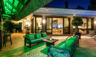 Unieke, mediterrane luxevilla te koop met rustgevend uitzicht op de golfbanen in een begeerde woonwijk in La Quinta, Benahavis - Marbella 48442 