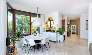 Unieke, mediterrane luxevilla te koop met rustgevend uitzicht op de golfbanen in een begeerde woonwijk in La Quinta, Benahavis - Marbella 48448 