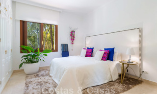 Unieke, mediterrane luxevilla te koop met rustgevend uitzicht op de golfbanen in een begeerde woonwijk in La Quinta, Benahavis - Marbella 48457 