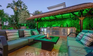 Unieke, mediterrane luxevilla te koop met rustgevend uitzicht op de golfbanen in een begeerde woonwijk in La Quinta, Benahavis - Marbella 48498 